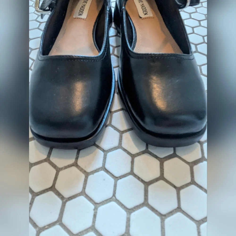 Steve Madden Delancy in black, nwot - Picture 3 of 6